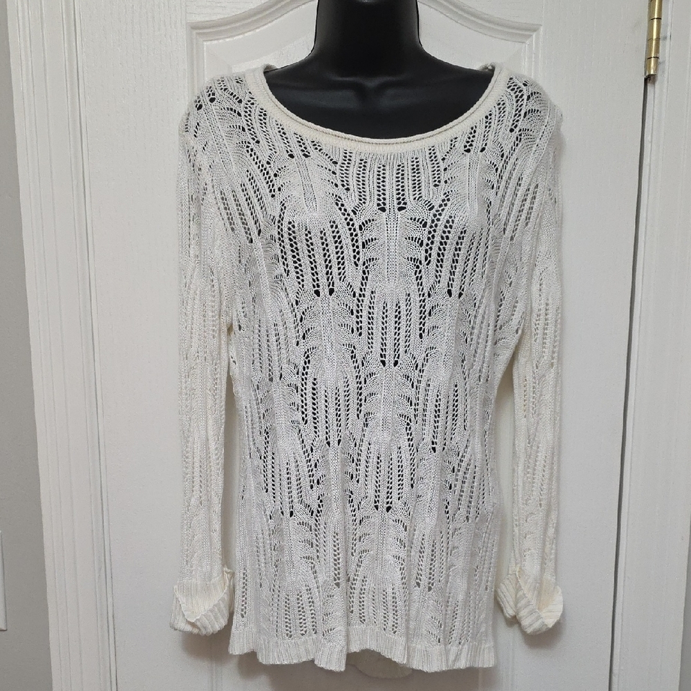 Roz & Ali White Crew Neck Sweater